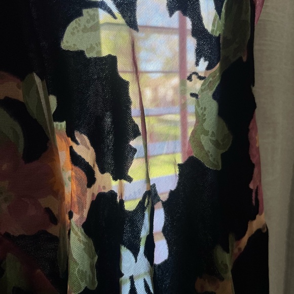 |Max Studio| Floral Velvet Midi Skirt Woman’s Medium Stretch Waist - Picture 8 of 8